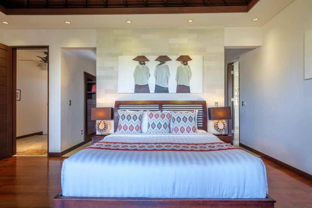 Kejora Beachfront Estate -stunning Eleven